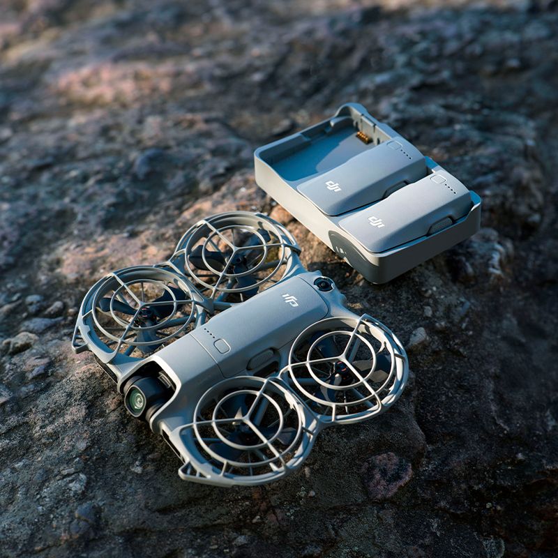 Dron DJI Neo 2 Fly More Combo